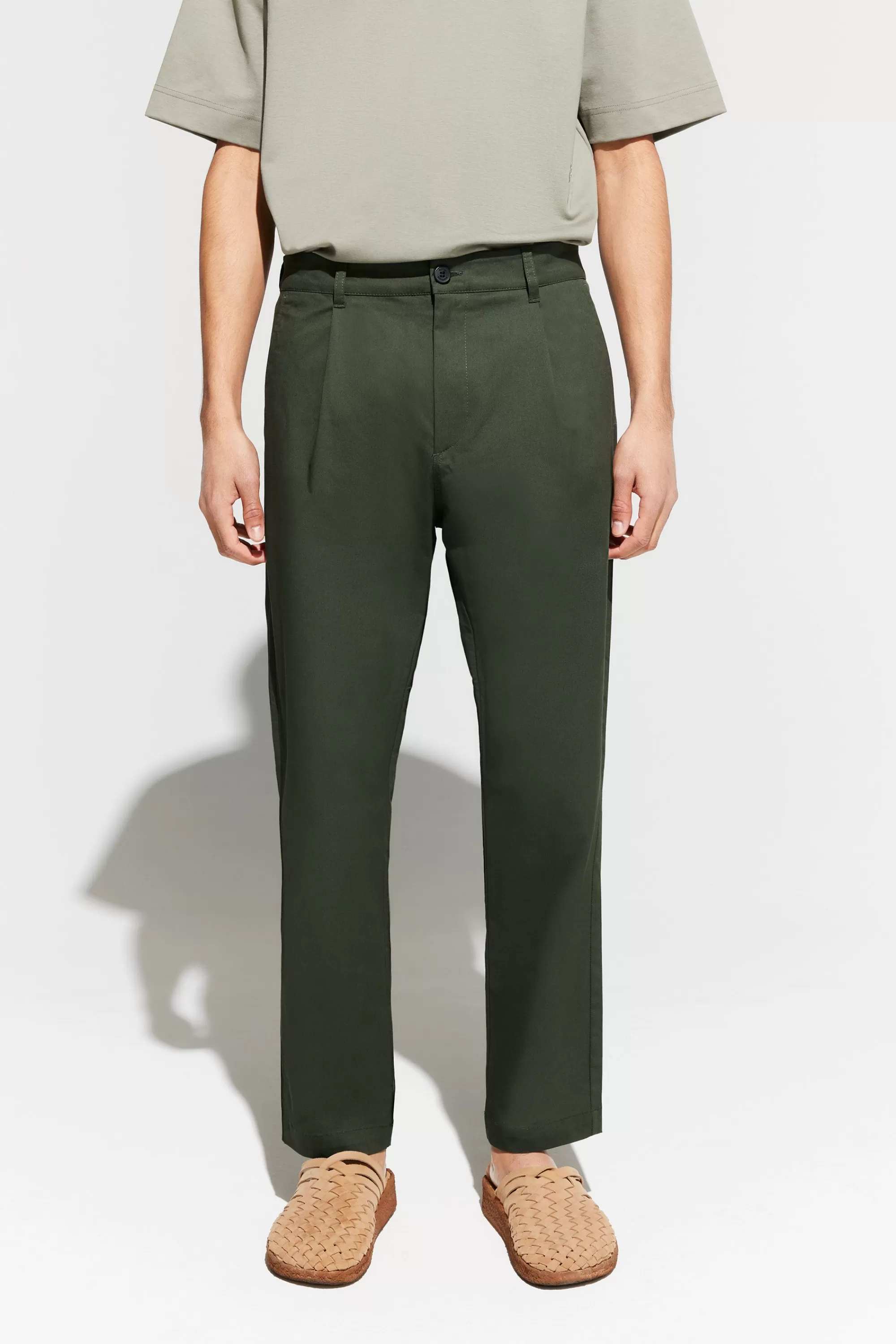 arnason_twill_shelter_green_2.webp Fashion Arnason Twill shelter green Byxor