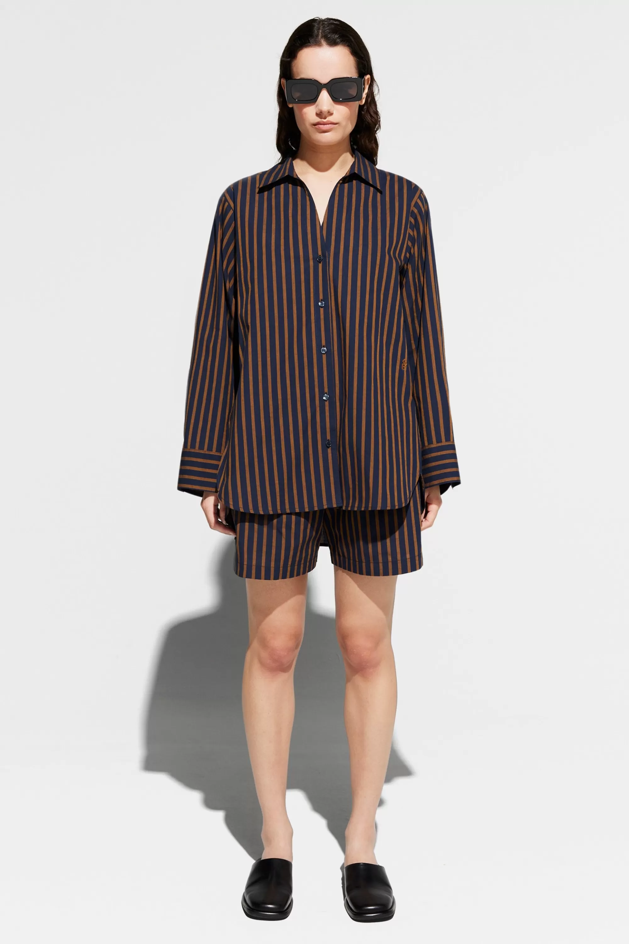 bettina_dk_navy_stripe_4.webp Outlet Bettina dk navy stripe Toppar