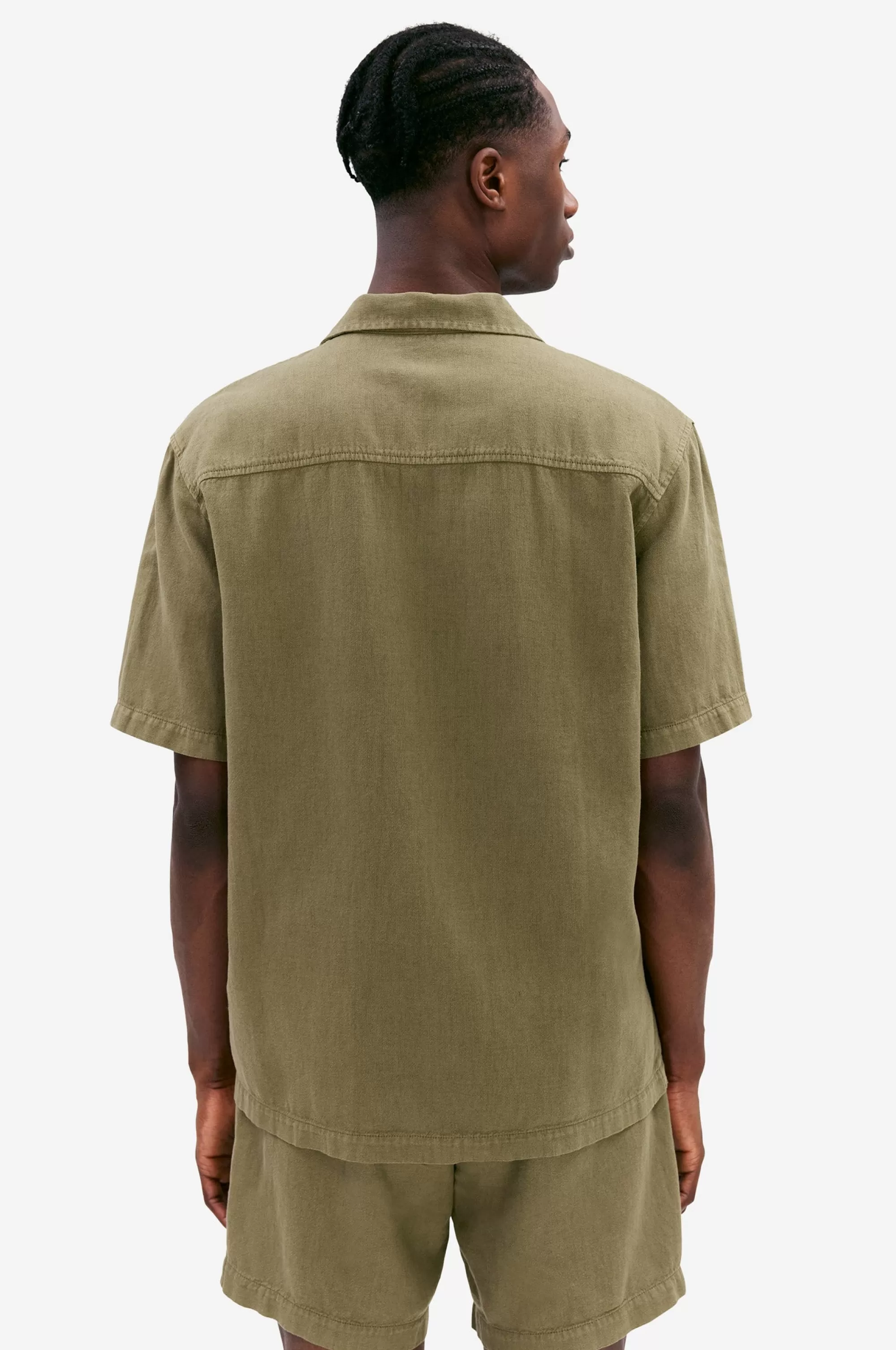 kilian_martini_olive_3.webp Fashion Kilian martini olive Skjortor