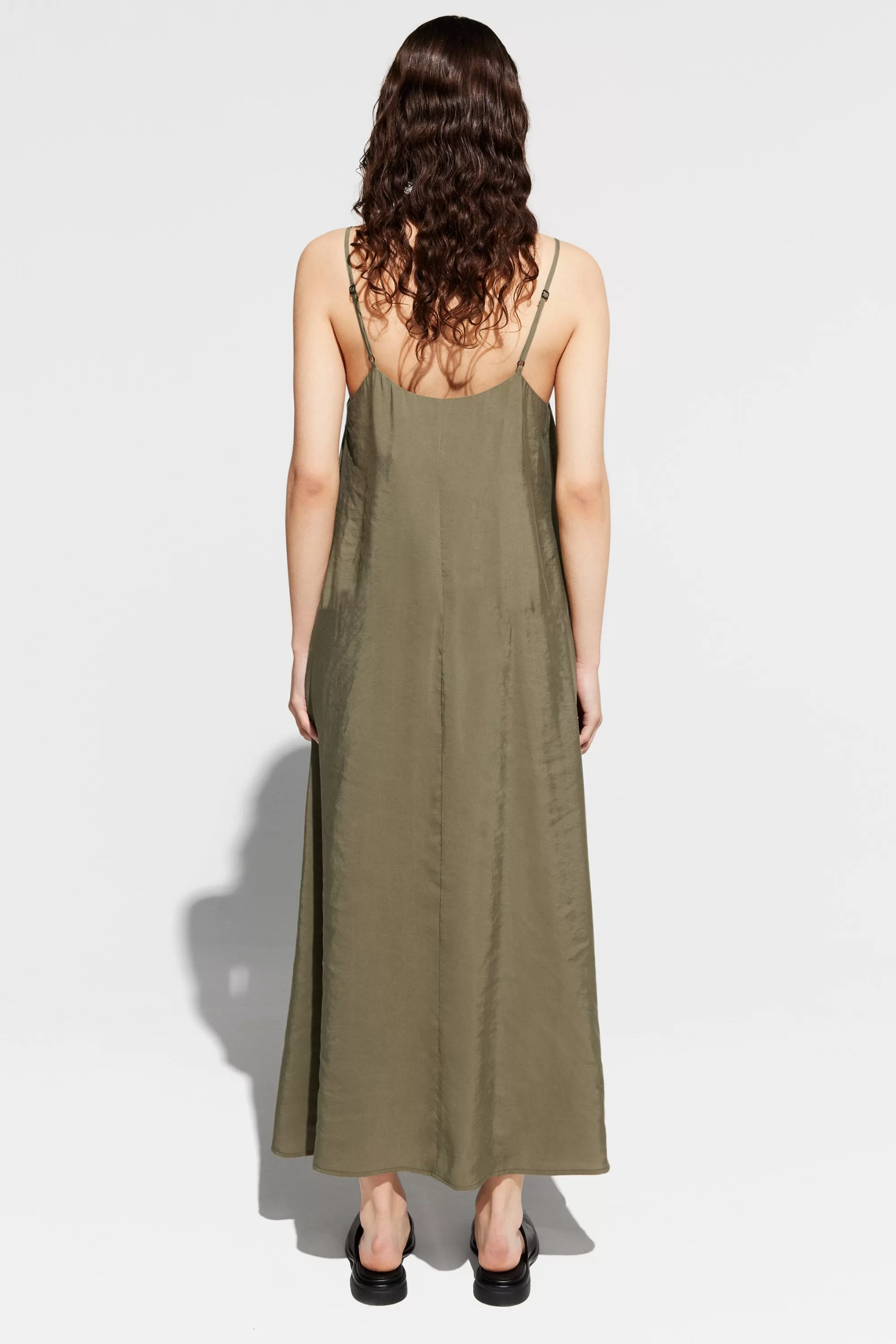 maureen_martini_olive_3.webp Cheap Maureen martini olive Klänningar