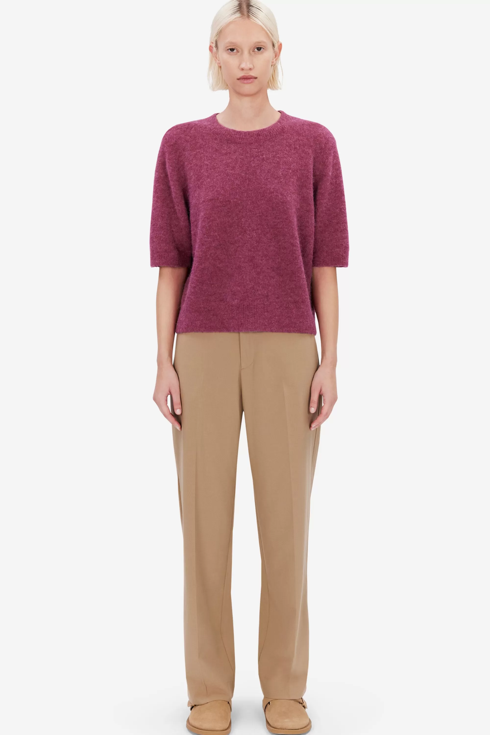 tavia_blush_4.webp Store Tavia Stickat