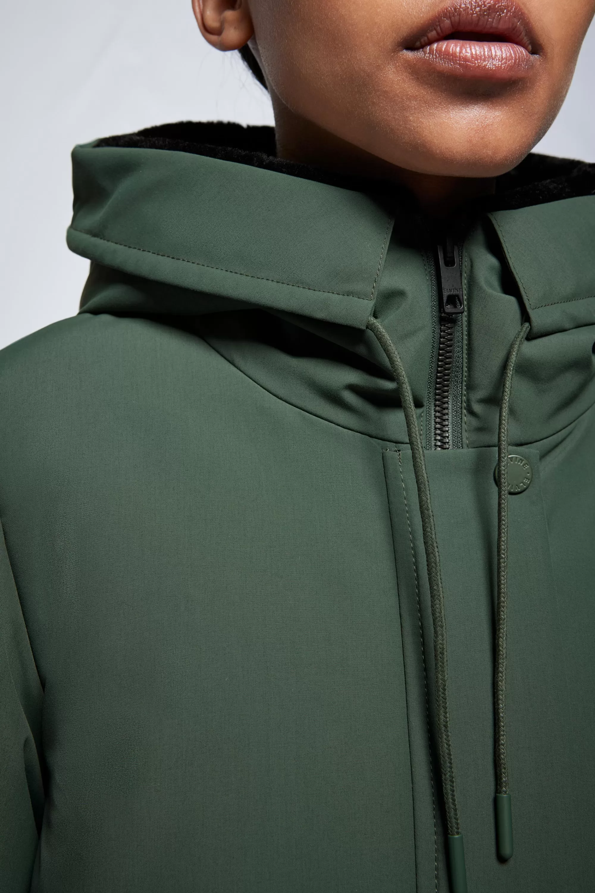tiril_juniper_green_4.webp Sale Tiril juniper green Jackor