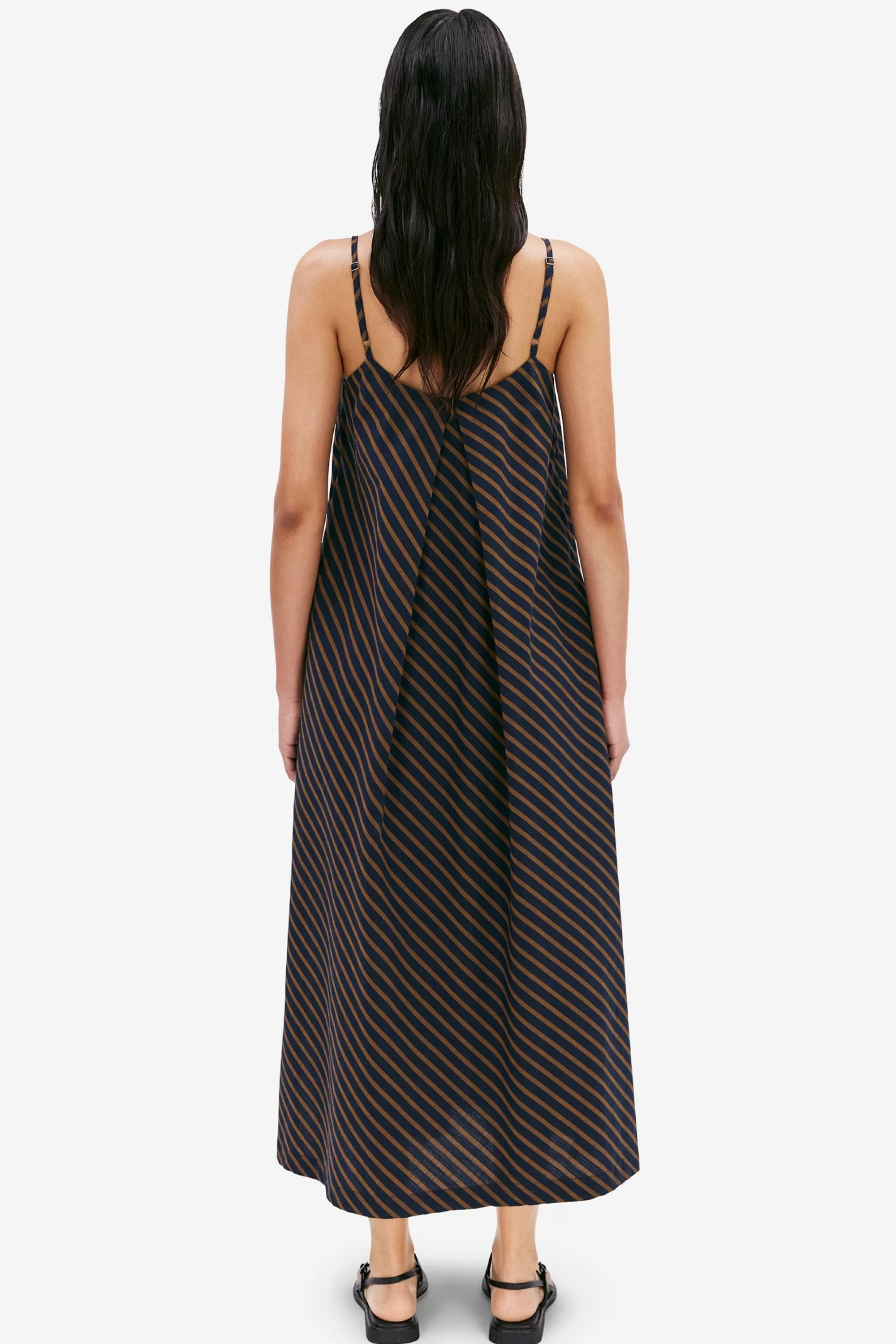 yvette_dk_navy_stripe_4.webp Outlet Yvette dk navy stripe Klänningar